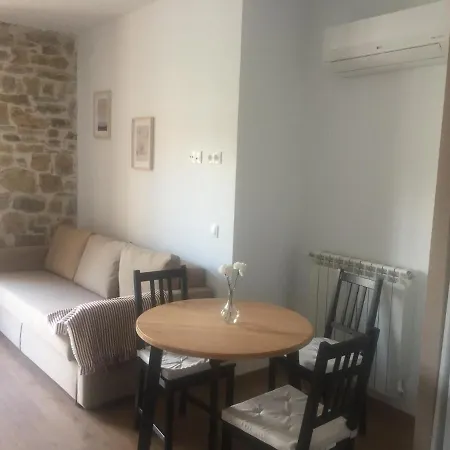 Aptos Turisticos Apartment Siguenza